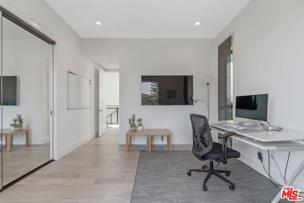Home Office, Interior, Recessed Lighting, Wood Texture Flooring