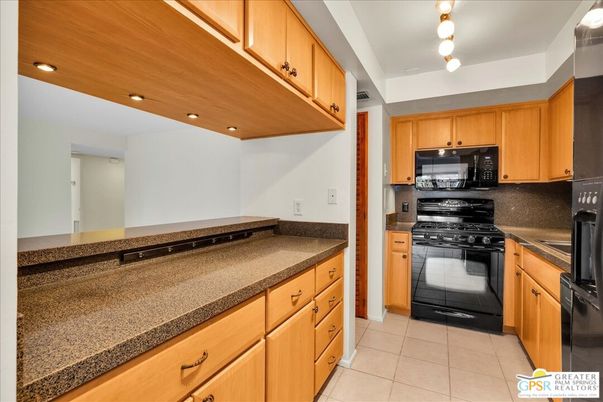 Interior, Kitchen, Pendant Lights, Recessed Lighting
