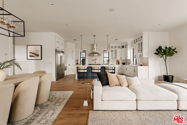 Interior, Kitchen, Living room, Pendant Lights, Recessed Lighting, Stainless Steel Appliances, Wood Texture Flooring