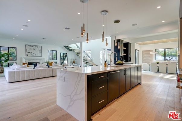 Fireplace, Interior, Kitchen, Living room, Pendant Lights, Recessed Lighting, Wood Texture Flooring