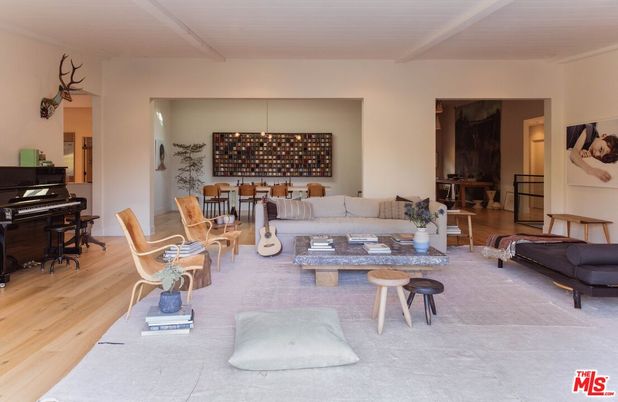 Dining room, Interior, Living room, Pendant Lights, Piano, Wood Texture Flooring