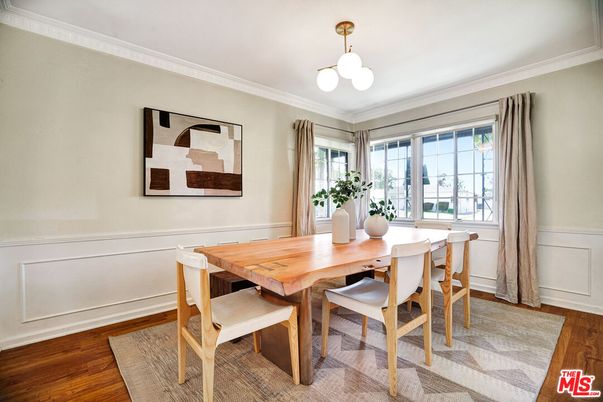 Dining room, Interior, Wood Texture Flooring