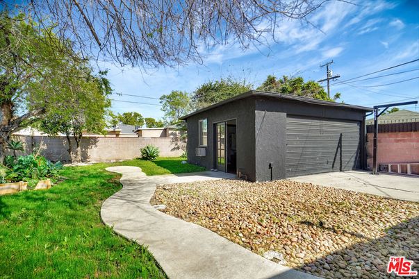 Backyard, Detached Garage, Exterior