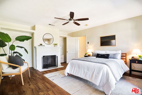 Bedroom, Fireplace, Interior, Wood Texture Flooring
