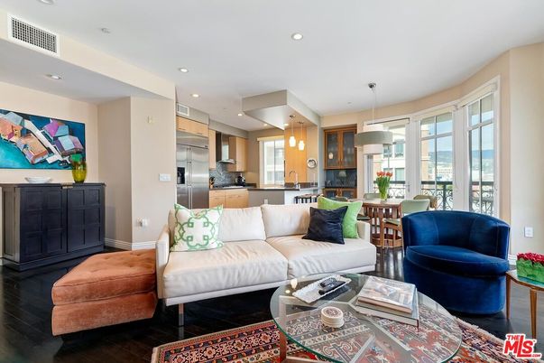 Dining room, Interior, Kitchen, Living room, Pendant Lights, Recessed Lighting, Stainless Steel Appliances, Wood Texture Flooring