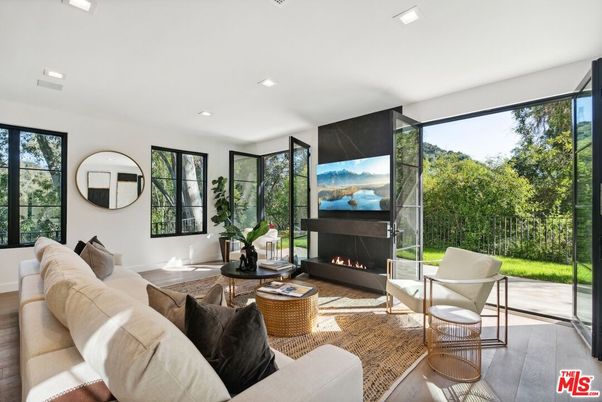 Fireplace, Interior, Living room, Recessed Lighting, Wood Texture Flooring