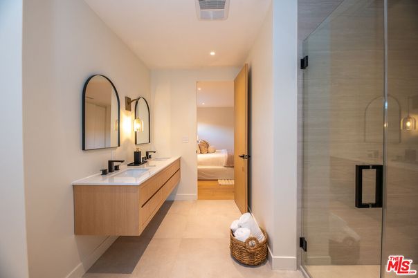 Bathroom, Bedroom, Dual Sink Vanities, Glass Shower, Interior, Recessed Lighting