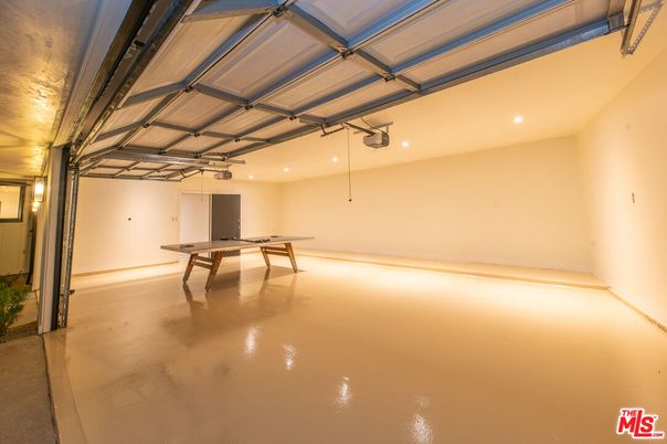 Garage, Interior, Recessed Lighting