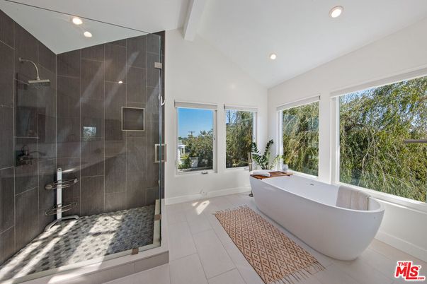 Bathroom, Free Standing Baths, Glass Shower, Interior, Recessed Lighting