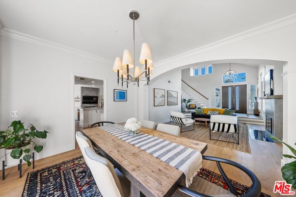 Chandelier, Dining room, Fireplace, Interior, Living room, Pendant Lights, Wood Texture Flooring