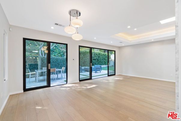 Empty room, Interior, Pendant Lights, Recessed Lighting, Wood Texture Flooring