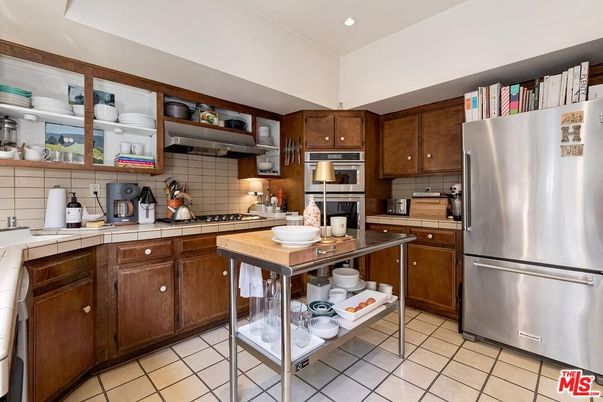 Interior, Kitchen, Recessed Lighting, Tile Countertops