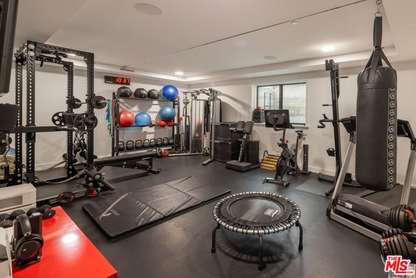 Fitness Equipment, Interior, Recessed Lighting