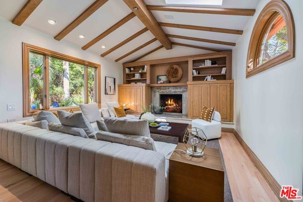 Fireplace, Interior, Living room, Recessed Lighting, Wooden Beams, Wood Texture Flooring