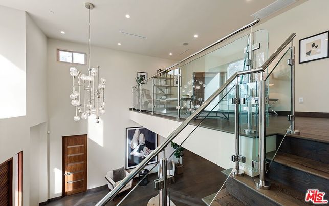 Interior, Pendant Lights, Recessed Lighting, Wood Texture Flooring
