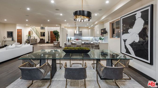 Dining room, Interior, Kitchen, Living room, Pendant Lights, Recessed Lighting, Wood Texture Flooring