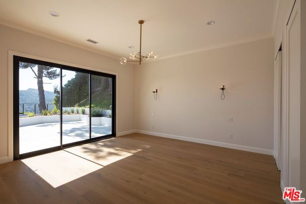 Empty room, Interior, Pendant Lights, Recessed Lighting, Wood Texture Flooring