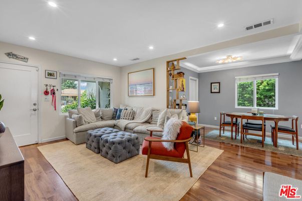 Dining room, Interior, Living room, Recessed Lighting, Wood Texture Flooring