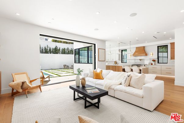 Interior, Kitchen, Living room, Pendant Lights, Recessed Lighting, Wood Texture Flooring
