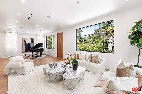 Interior, Living room, Piano, Recessed Lighting, Wood Texture Flooring