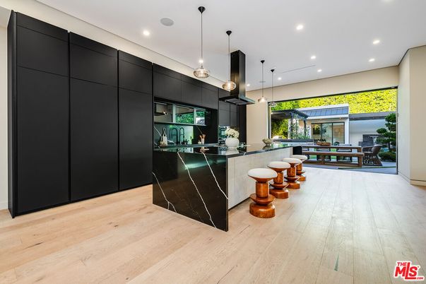 Interior, Pendant Lights, Recessed Lighting, Wood Texture Flooring