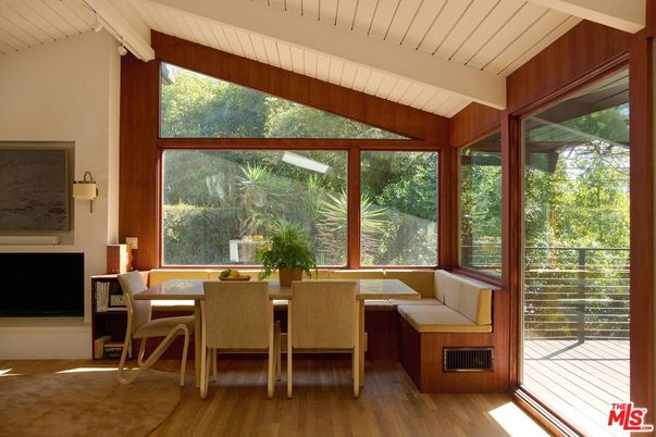 Dining room, Interior, Sun Room, Wood Texture Flooring