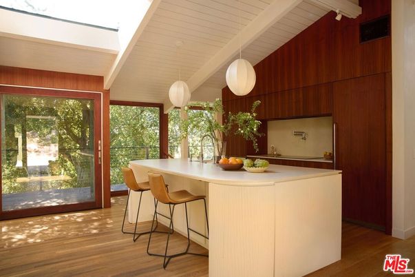 Interior, Kitchen, Pendant Lights, Wood Texture Flooring