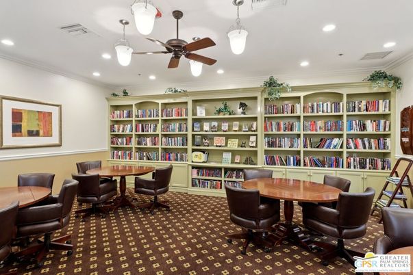 Dining room, Interior, Pendant Lights, Recessed Lighting