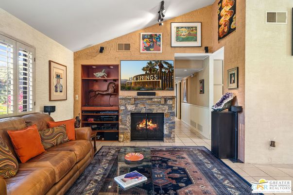 Fireplace, Interior, Living room