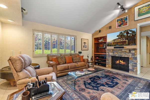 Fireplace, Interior, Living room, Recessed Lighting