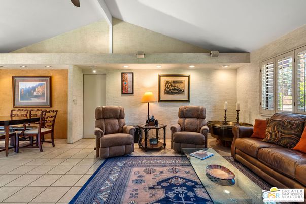 Dining room, Interior, Living room, Recessed Lighting
