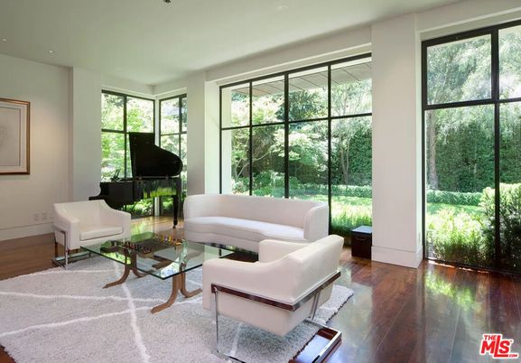 Interior, Living room, Piano, Recessed Lighting, Wood Texture Flooring
