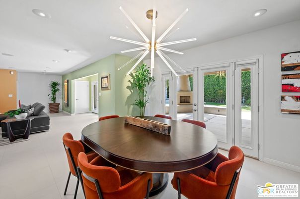 Dining room, Interior, Pendant Lights, Recessed Lighting