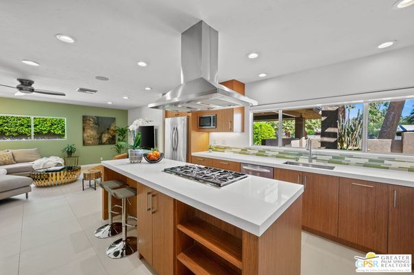 Interior, Kitchen, Living room, Recessed Lighting, Stainless Steel Appliances
