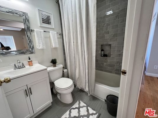Bathroom, Interior, Stone Walls, Wood Texture Flooring