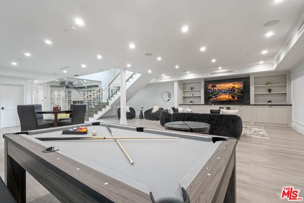 Billiard Table, Game Room, Interior, Living room, Recessed Lighting, Wood Texture Flooring