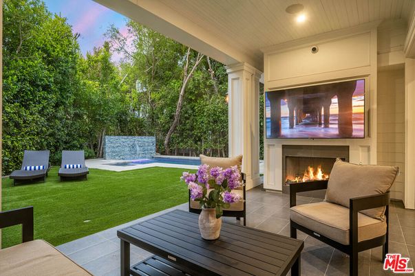 Backyard, Exterior, Fireplace