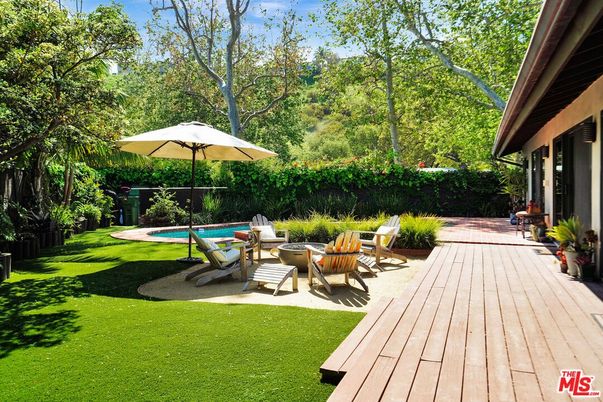 Backyard, Exterior, Pool