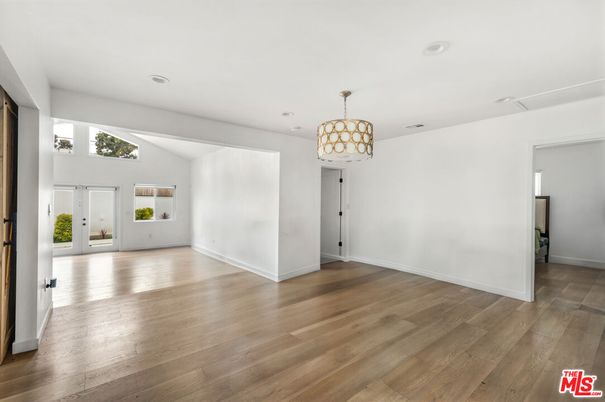 Chandelier, Empty room, Interior, Recessed Lighting, Wood Texture Flooring