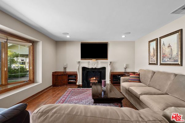 Fireplace, Interior, Living room, Recessed Lighting, Wood Texture Flooring