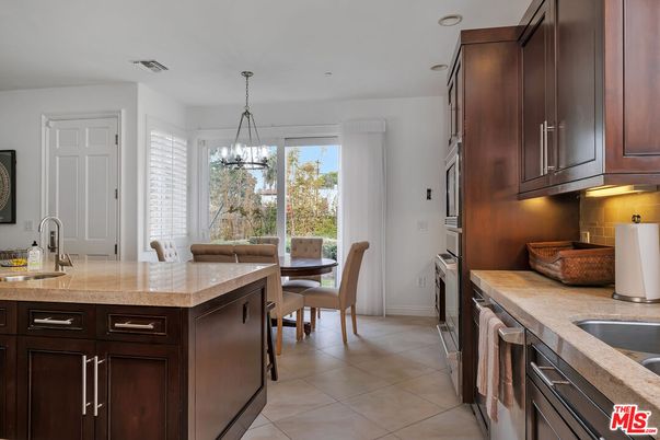 Chandelier, Dining room, Interior, Kitchen, Pendant Lights, Recessed Lighting