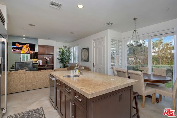 Chandelier, Dining room, Interior, Kitchen, Pendant Lights, Recessed Lighting