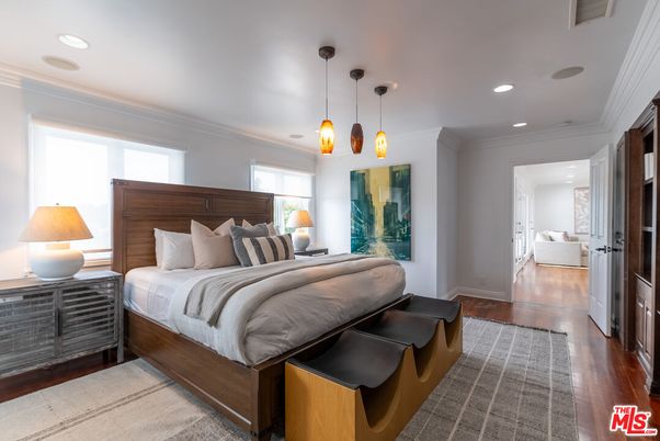 Bedroom, Interior, Pendant Lights, Recessed Lighting, Wood Texture Flooring