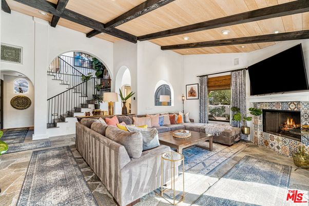 Fireplace, Interior, Living room, Recessed Lighting, Wooden Beams, Wooden Ceilings