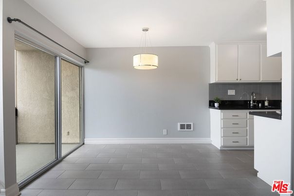 Interior, Kitchen, Pendant Lights