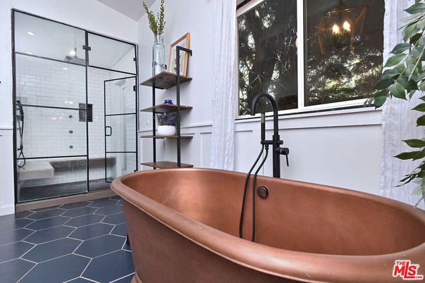 Bathroom, Free Standing Baths, Glass Shower, Interior, Recessed Lighting
