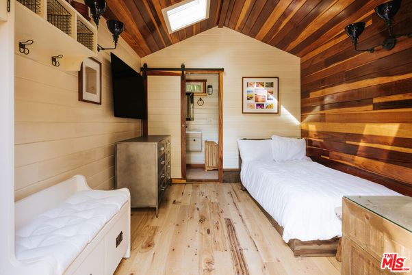Bedroom, Interior, Wooden Ceilings, Wood Texture Flooring, Wooden Walls