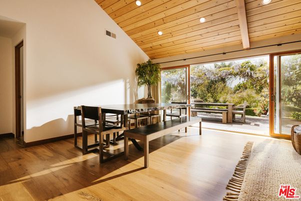 Dining room, Interior, Recessed Lighting, Wooden Ceilings, Wood Texture Flooring
