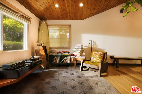 Interior, Recessed Lighting, Wooden Ceilings, Wood Texture Flooring