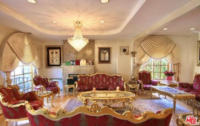 Chandelier, Fireplace, Interior, Living room, Recessed Lighting